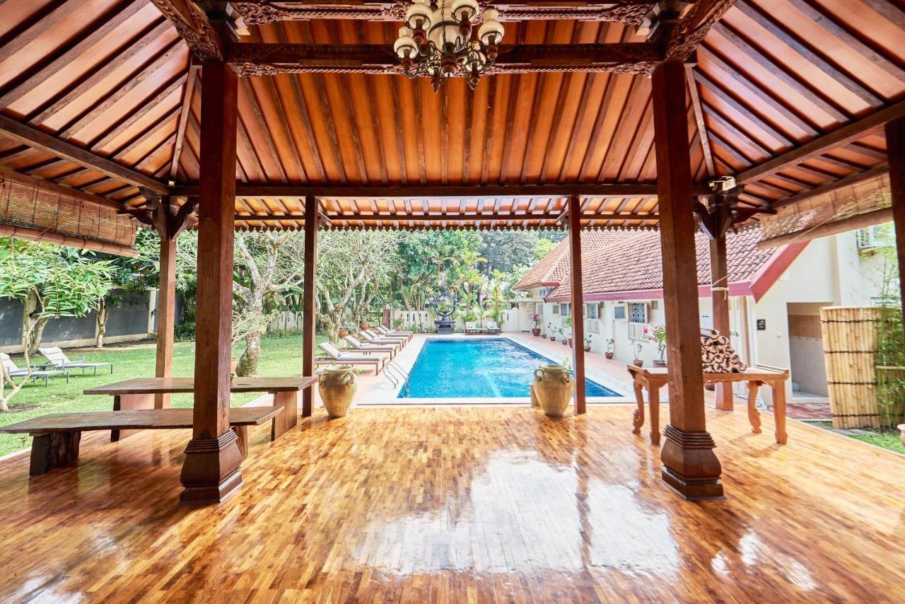 Tirtodipuran Hotel By Natts Hospitality Indonesia ジョグジャカルタ エクステリア 写真