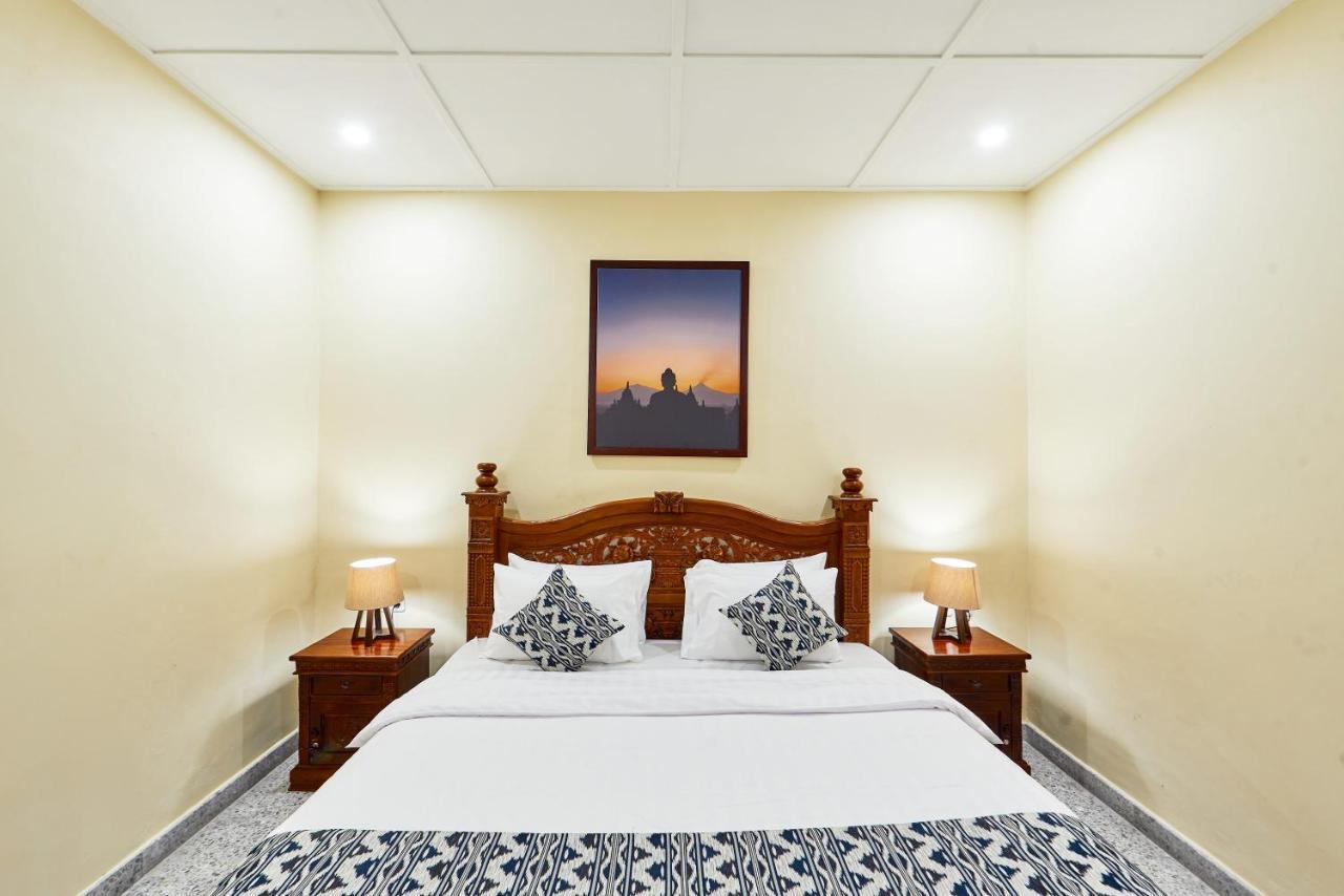 Tirtodipuran Hotel By Natts Hospitality Indonesia ジョグジャカルタ エクステリア 写真