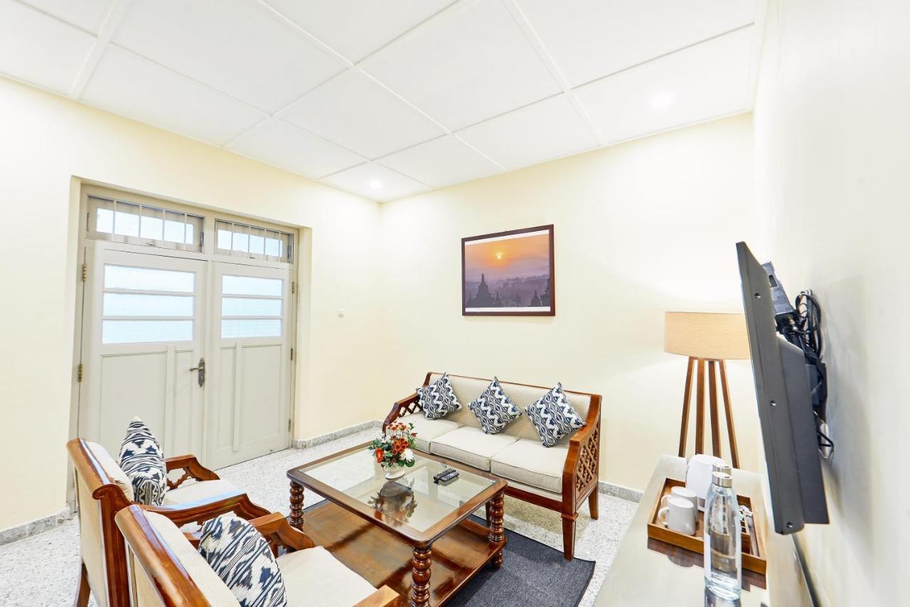 Tirtodipuran Hotel By Natts Hospitality Indonesia ジョグジャカルタ エクステリア 写真