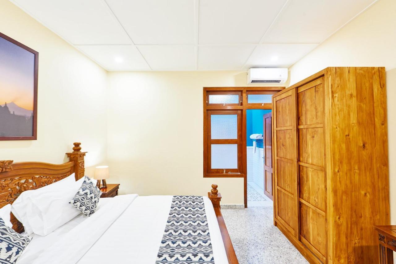 Tirtodipuran Hotel By Natts Hospitality Indonesia ジョグジャカルタ エクステリア 写真
