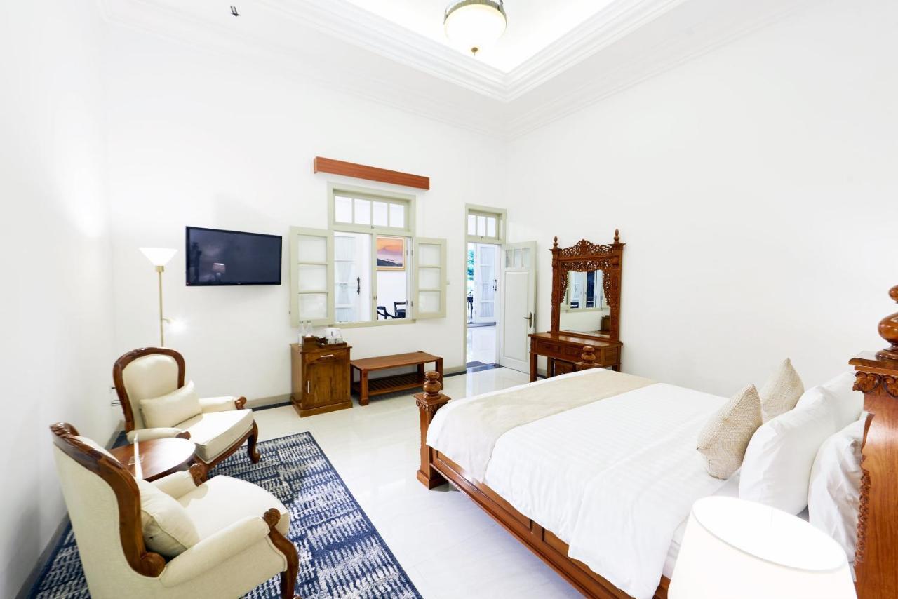 Tirtodipuran Hotel By Natts Hospitality Indonesia ジョグジャカルタ エクステリア 写真