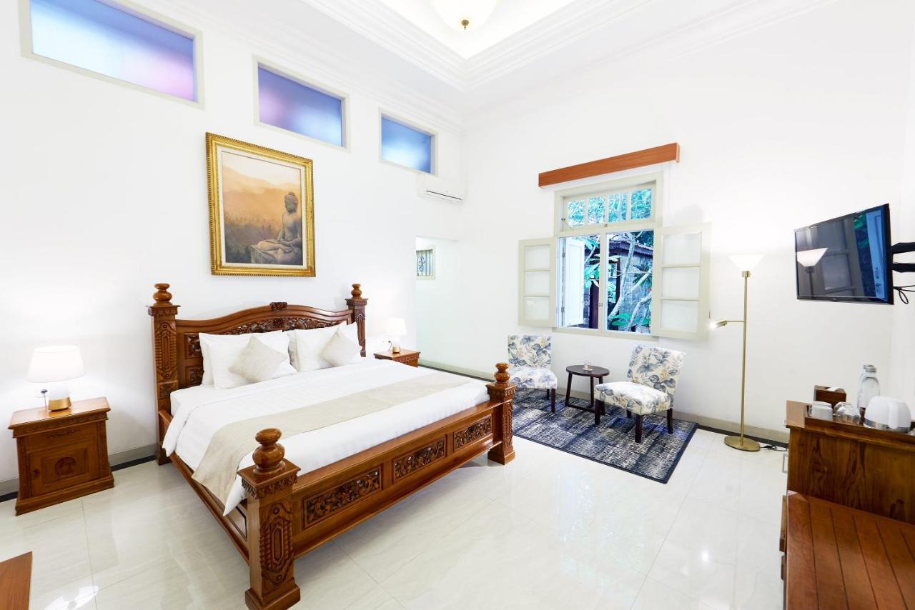 Tirtodipuran Hotel By Natts Hospitality Indonesia ジョグジャカルタ エクステリア 写真
